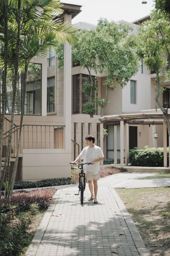 Palm Crescent Hua Hin Apartment Cha-Am Exterior photo